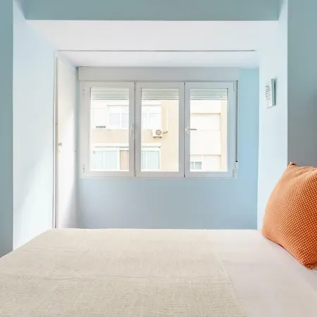 Apartment Mp4-beachfront Enjoy Breakfast Facing The Ocean